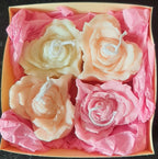 Romance Clásico – Caja Corazón con Rosas de Cera Perfumadas