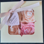 Romance Clásico – Caja Corazón con Rosas de Cera Perfumadas